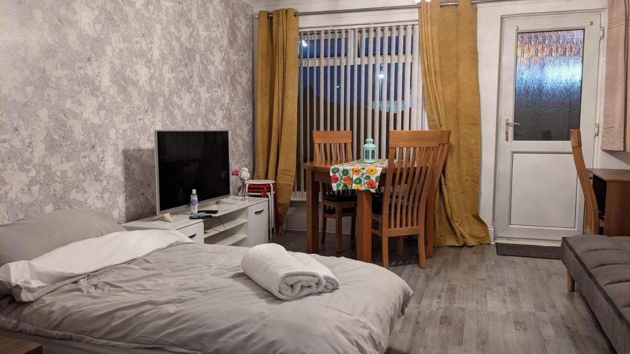 Glasgow Calton House Экстерьер фото